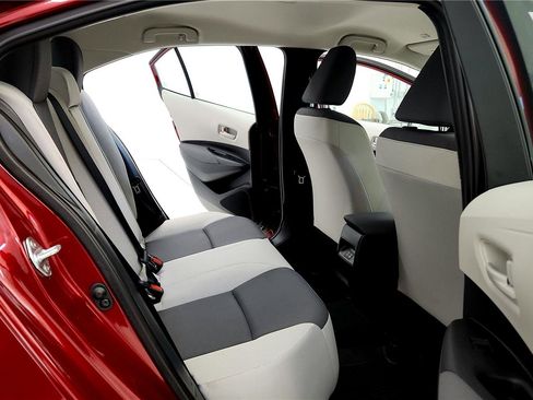 Used 2024 Toyota Corolla LE image 18