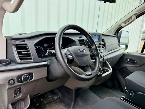 Used 2025 Ford Transit 250 Low Roof w/ Exterior Upgrade Package RWD image 10