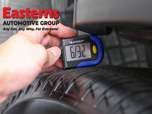 Used 2023 Nissan Rogue SL AWD/4WD image 27