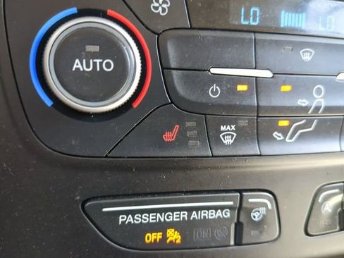 Used 2019 Ford Escape Titanium AWD/4WD image 22