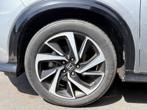 Used 2019 Honda HR-V Sport image 10