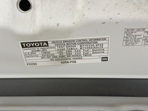 Used 2021 Toyota Camry XSE image 16