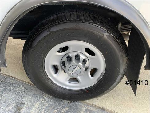 Used 2015 Chevrolet Express 3500 w/ School Bus Package image 19