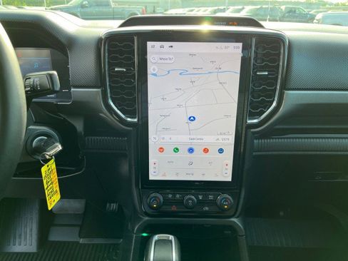 Used 2024 Ford Ranger XLT w/ Technology Package image 17