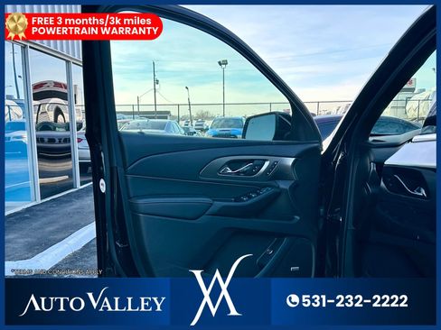Used 2022 Chevrolet Traverse Premier w/ LPO, Floor Liner Package AWD/4WD image 12