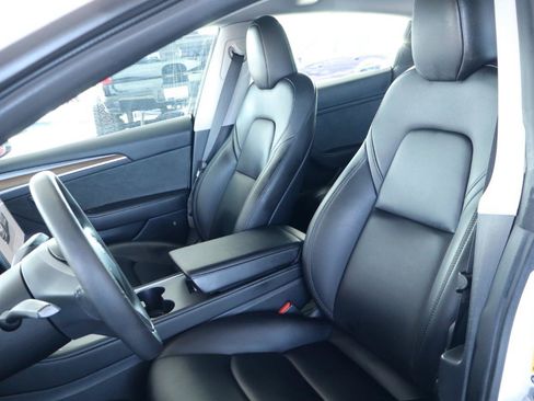 Used 2023 Tesla Model 3 Standard Range RWD image 14