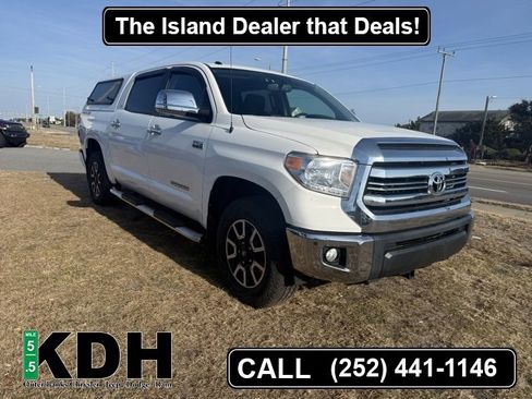 Used 2016 Toyota Tundra SR5 image 1