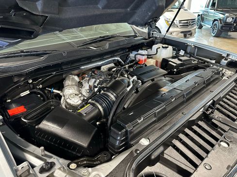 Used 2025 Chevrolet Silverado 2500 LTZ w/ LTZ Convenience Package image 40