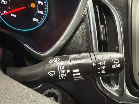 Used 2021 Chevrolet Equinox LT AWD/4WD image 13