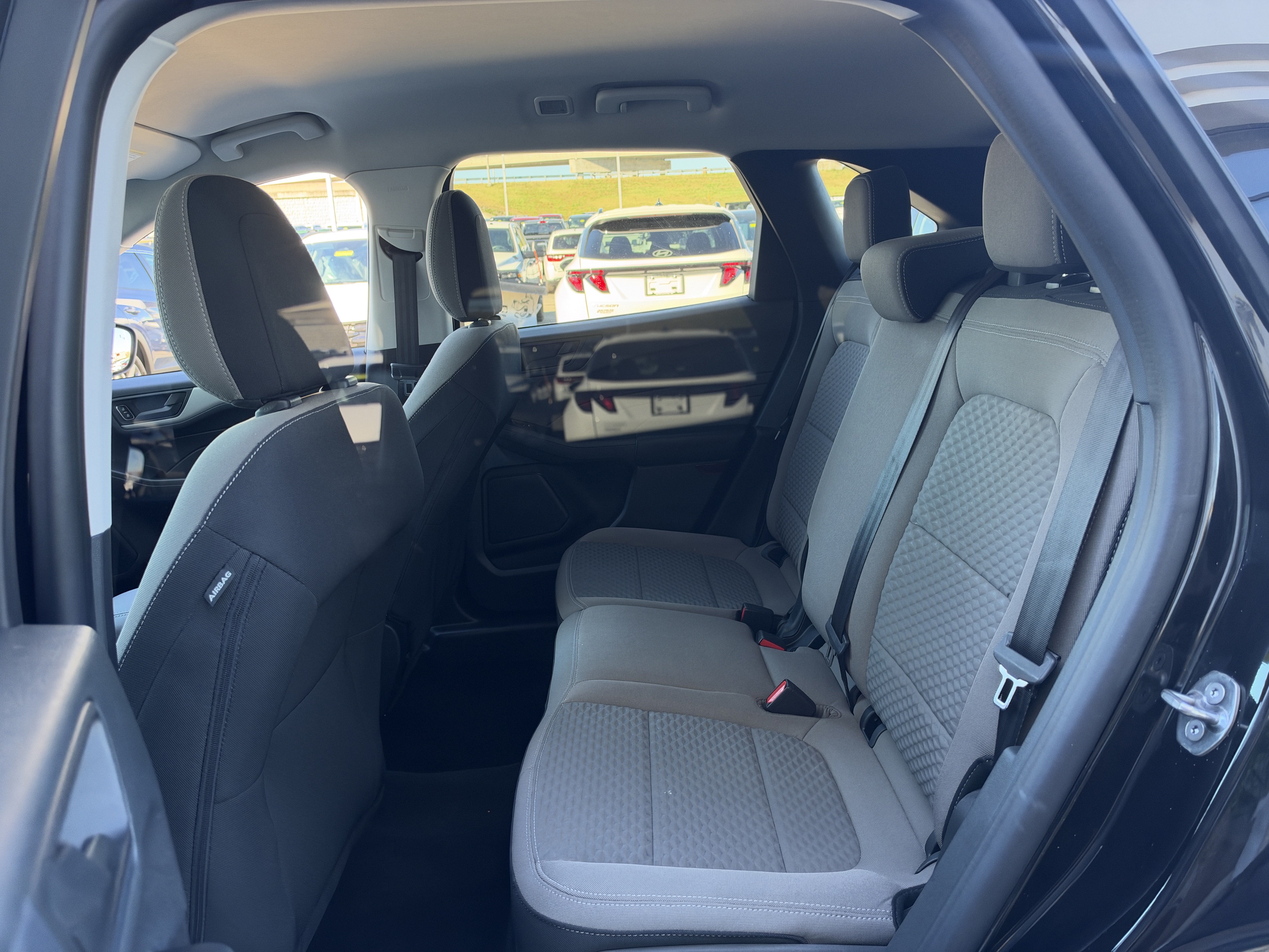 Used 2022 Ford Escape SE w/ Cold Weather Package AWD/4WD image 25