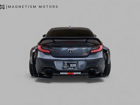 Used 2023 Toyota GR86 Premium image 10