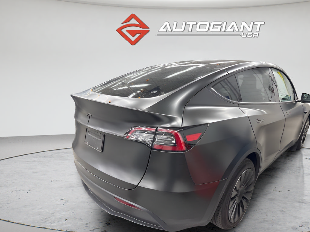 Used 2025 Tesla Model Y Long Range RWD image 3