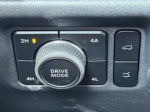 Used 2025 Ford Expedition Platinum AWD/4WD image 18