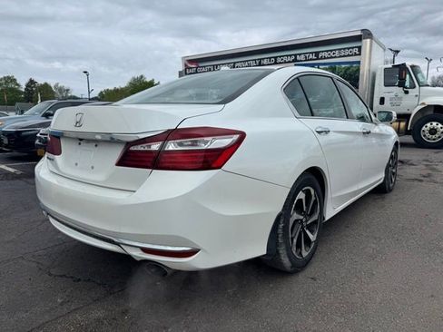 Used 2016 Honda Accord EX-L image 2