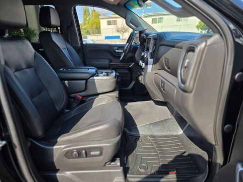 Used 2021 GMC Sierra 1500 SLT image 16