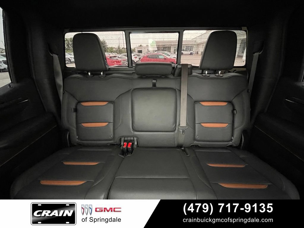 Used 2025 GMC Sierra 1500 AT4 w/ AT4 Premium Package AWD/4WD image 28