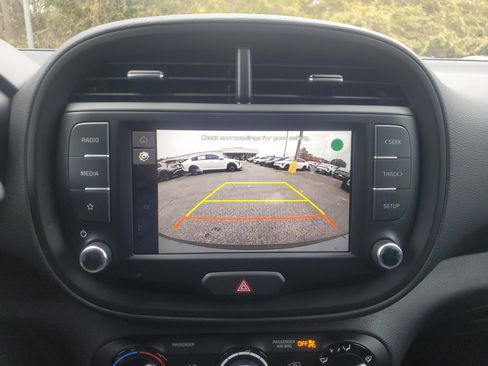 New 2025 Kia Soul LX image 22