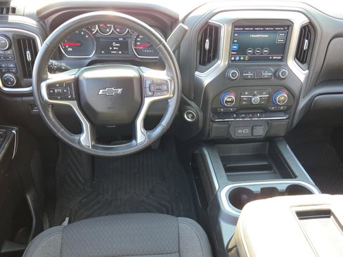 Used 2021 Chevrolet Silverado 1500 LT Trail Boss w/ Bed Protection Package image 12