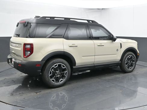 New 2025 Ford Bronco Sport Outer Banks w/ Outer Banks Tech Package+ image 10