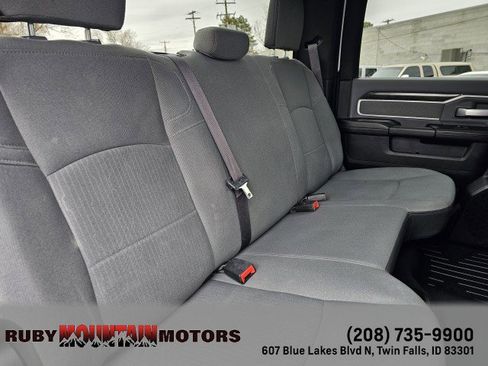 Used 2022 RAM 3500 Big Horn AWD/4WD image 37