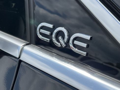 Certified 2023 Mercedes-Benz EQE 350+ 4MATIC SUV w/ AMG Line Exterior Package image 35