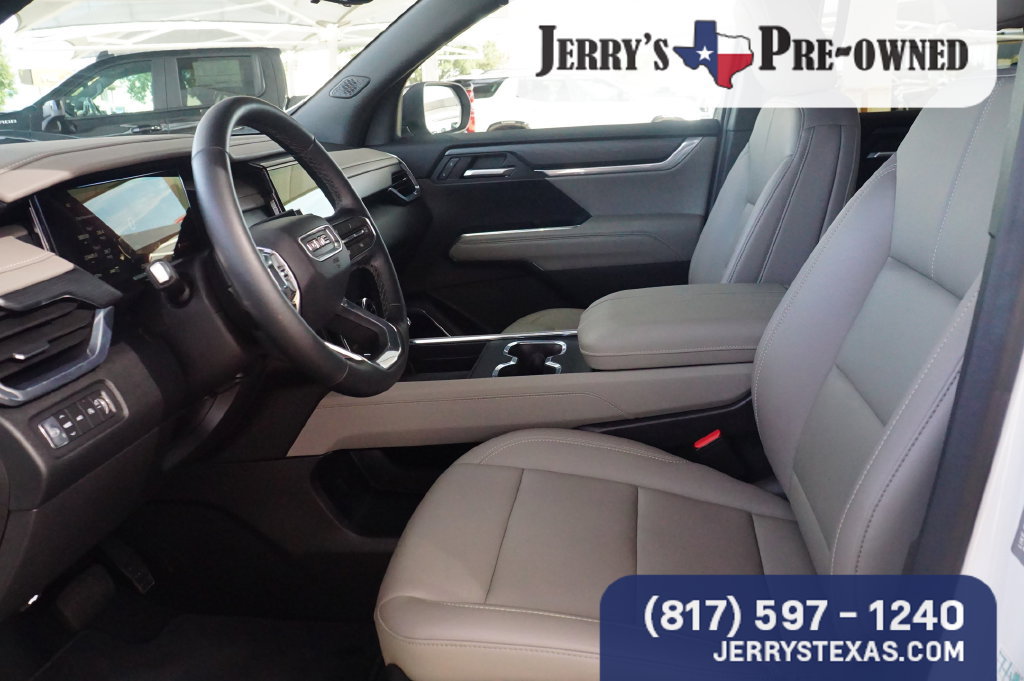 Used 2026 GMC Acadia Elevation w/ Elevation Premium Package AWD/4WD image 17
