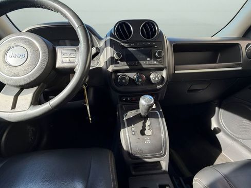 Used 2015 Jeep Patriot High Altitude image 14