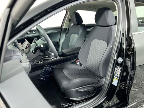 New 2026 Kia K5 LXS FWD image 12