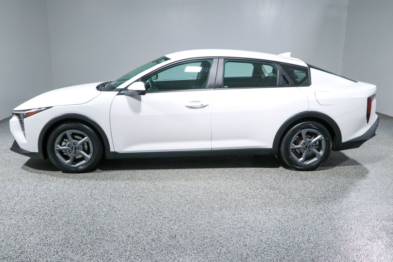 Used 2025 Kia K4 FWD image 10