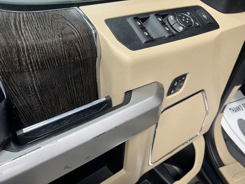 Used 2021 Ford F250 Lariat w/ Lariat Ultimate Package image 24