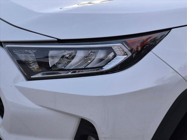 Used 2021 Toyota RAV4 XLE FWD image 10