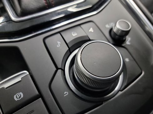 Used 2022 MAZDA CX-5 Carbon Edition image 34