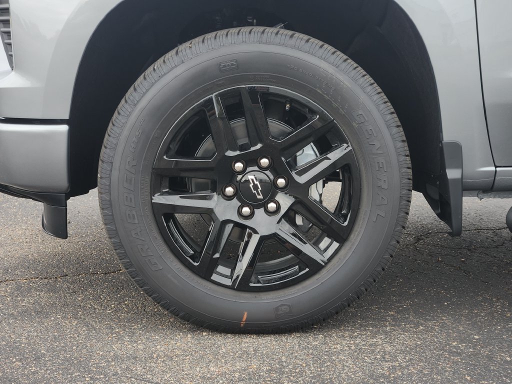 New 2026 Chevrolet Silverado 1500 RST w/ Rally Edition RWD image 7
