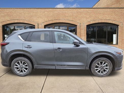 Used 2024 MAZDA CX-5 AWD 2.5 S w/ Preferred Package image 2