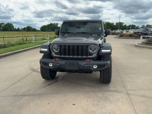 New 2025 Jeep Gladiator Rubicon w/ Safety Group image 3