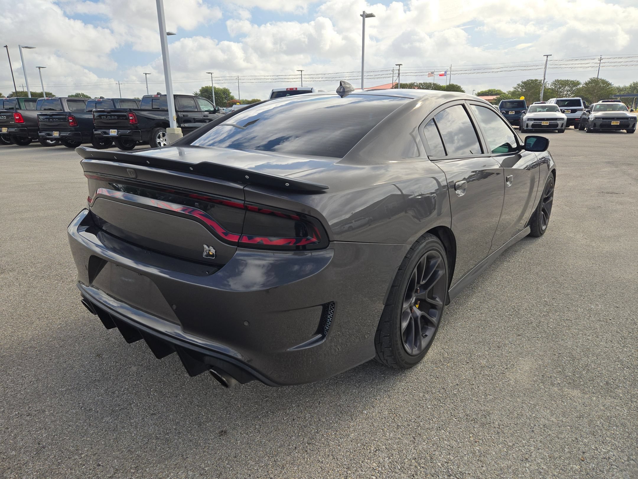 Used 2020 Dodge Charger Scat Pack w/ Plus Group RWD image 3
