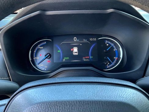 Used 2024 Toyota RAV4 LE image 19