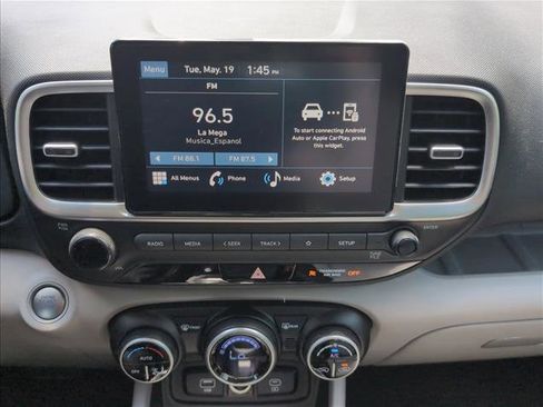 Certified 2025 Hyundai Venue SEL FWD image 14