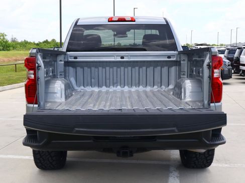 Used 2026 Chevrolet Silverado 1500 W/T w/ WT Value Package RWD image 9