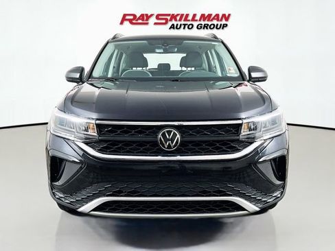 Used 2023 Volkswagen Taos S FWD image 2