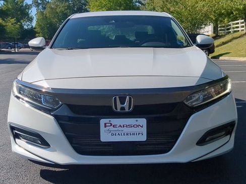 Used 2019 Honda Accord Sport image 8