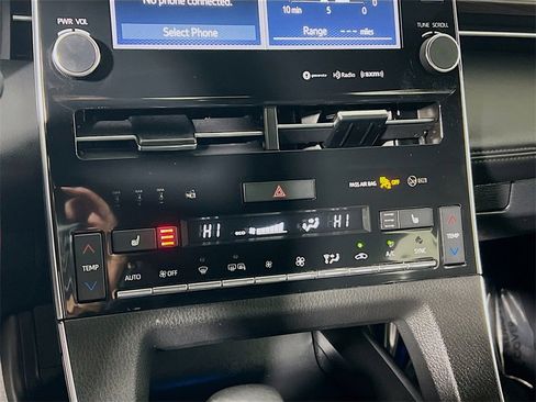 Certified 2021 Toyota Avalon XLE image 15