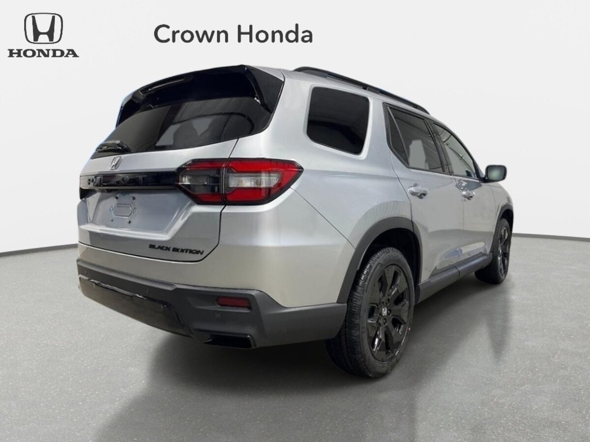New 2026 Honda Pilot Black Edition image 5