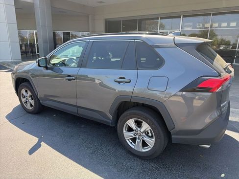 Used 2023 Toyota RAV4 XLE w/ Convenience Package image 6