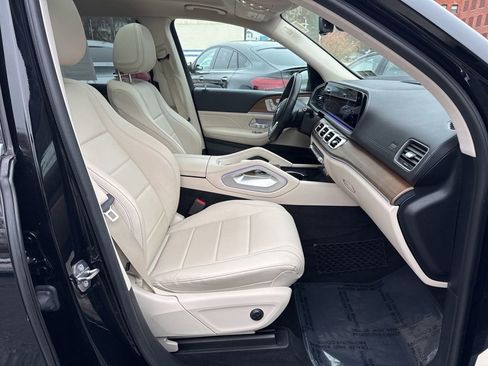 Certified 2021 Mercedes-Benz GLS 450 4MATIC image 16