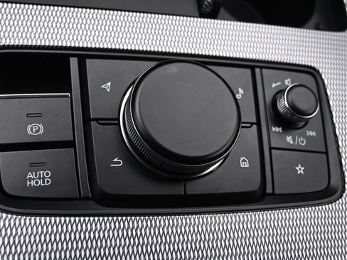 Used 2025 MAZDA CX-70 Plug-In Hybrid w/ Premium Plus image 34