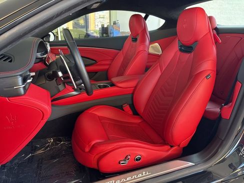 Certified 2025 Maserati GranTurismo Folgore AWD/4WD image 18