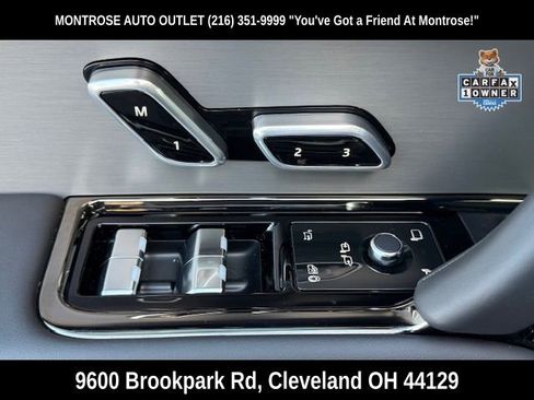 Used 2025 Land Rover Range Rover Sport SE image 35