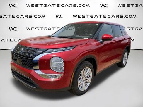 Used 2024 Mitsubishi Outlander ES AWD/4WD image 1