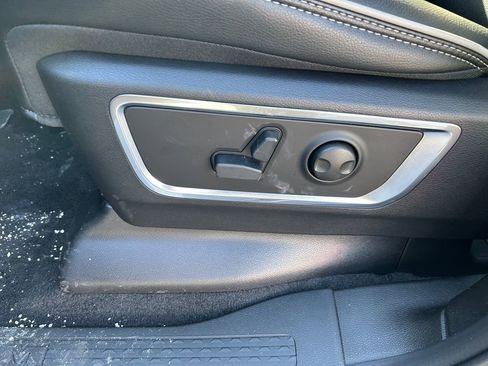 New 2026 RAM 1500 Laramie AWD/4WD image 21